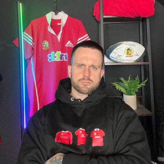 P Sports 002 - Lion Hoodie